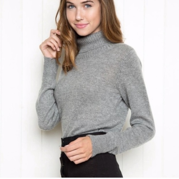 Brandy Melville Gray Wool Blend Turtleneck Long Sleeve Sweater Women's Size S - Picture 3 of 13